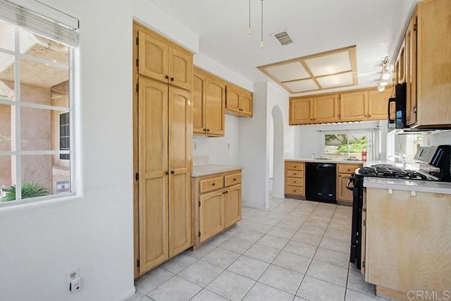 2194 Luz Way, Oceanside, CA 92056