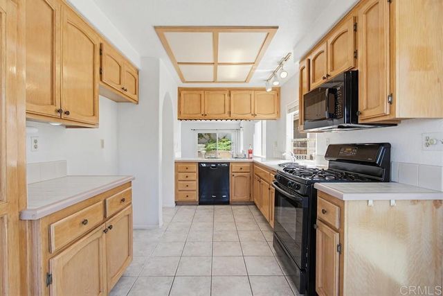 2194 Luz Way, Oceanside, CA 92056