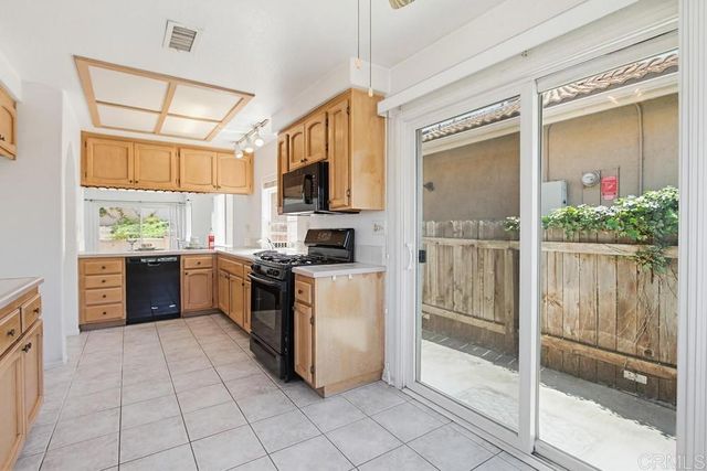 2194 Luz Way, Oceanside, CA 92056
