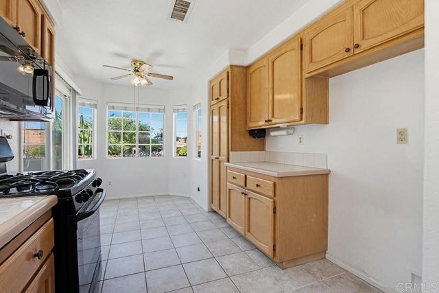 2194 Luz Way, Oceanside, CA 92056