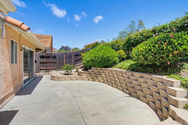 2194 Luz Way, Oceanside, CA 92056