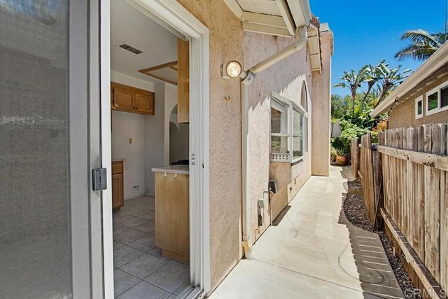 2194 Luz Way, Oceanside, CA 92056