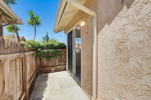 2194 Luz Way, Oceanside, CA 92056