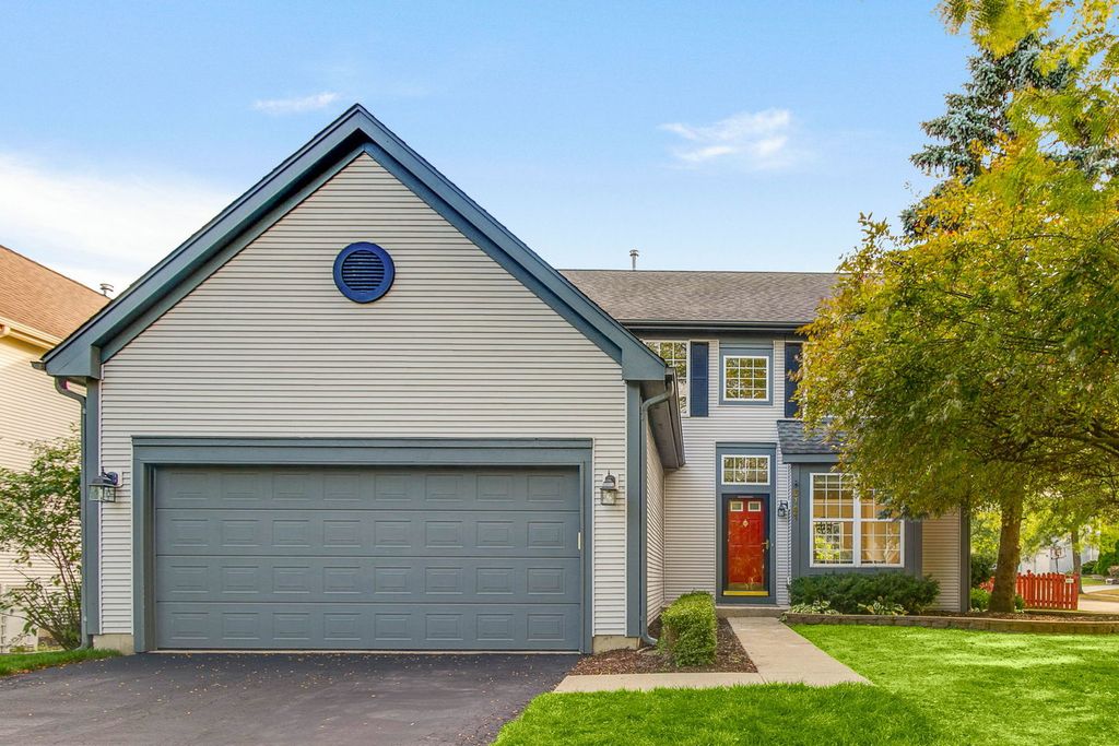 6141 Crossland Boulevard, Gurnee, IL 60031