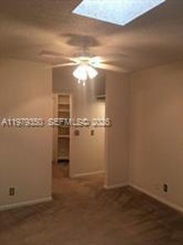 806 Maplewood Dr, Green Acres, FL 33415