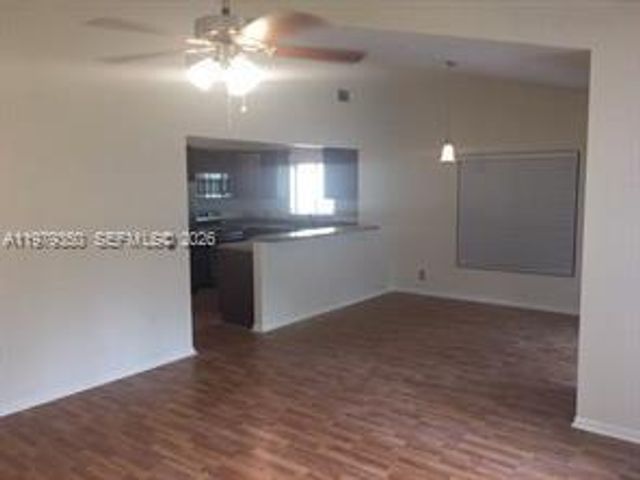 806 Maplewood Dr, Green Acres, FL 33415