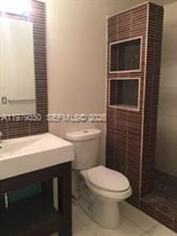 806 Maplewood Dr, Green Acres, FL 33415