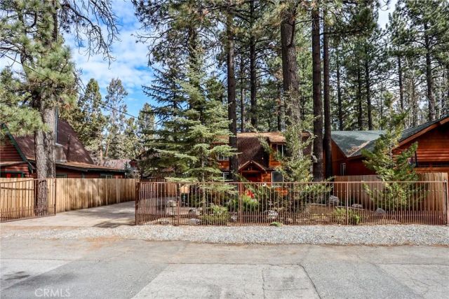 936 Nana, Big Bear City, CA 92314