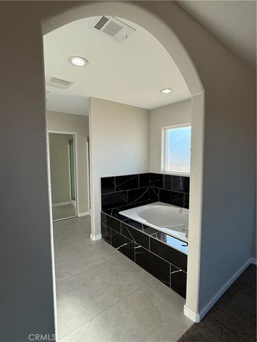 18238 Talisman Street, Hesperia, CA 92345