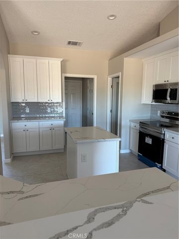 18238 Talisman Street, Hesperia, CA 92345