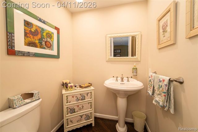 4683 Maura Lane, West Bloomfield, MI 48323