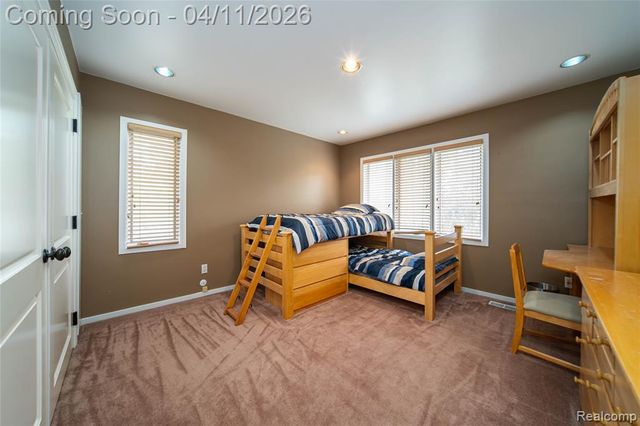 4683 Maura Lane, West Bloomfield, MI 48323