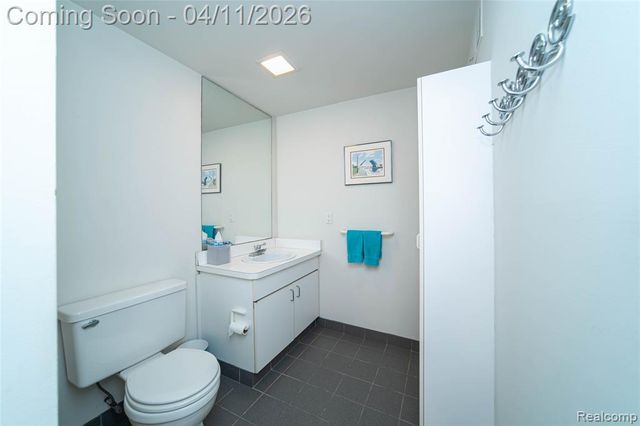 4683 Maura Lane, West Bloomfield, MI 48323