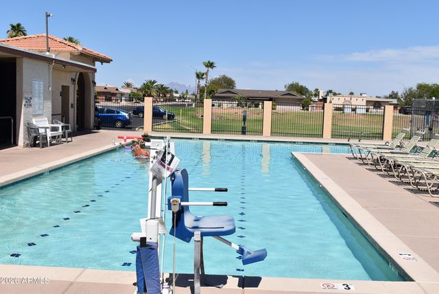 515 S PARKCREST -- 533, Mesa, AZ 85206