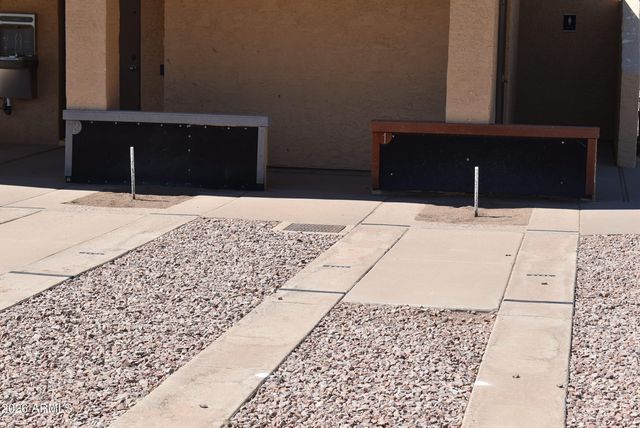 515 S PARKCREST -- 533, Mesa, AZ 85206