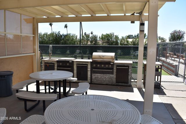 515 S PARKCREST -- 533, Mesa, AZ 85206