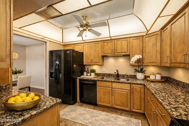 515 S PARKCREST -- 533, Mesa, AZ 85206