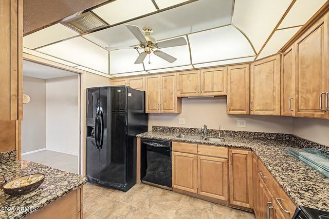 515 S PARKCREST -- 533, Mesa, AZ 85206