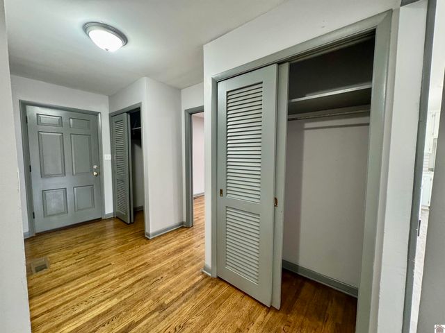 99 Deepwood Dr, Cadiz, KY 42211