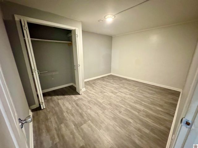 99 Deepwood Dr, Cadiz, KY 42211