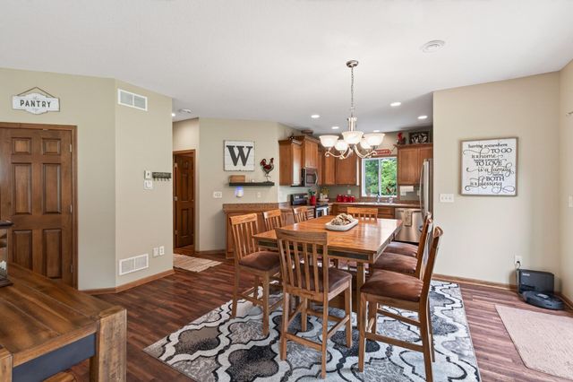 837 Boldt Street, Chaska, MN 55318
