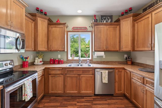 837 Boldt Street, Chaska, MN 55318