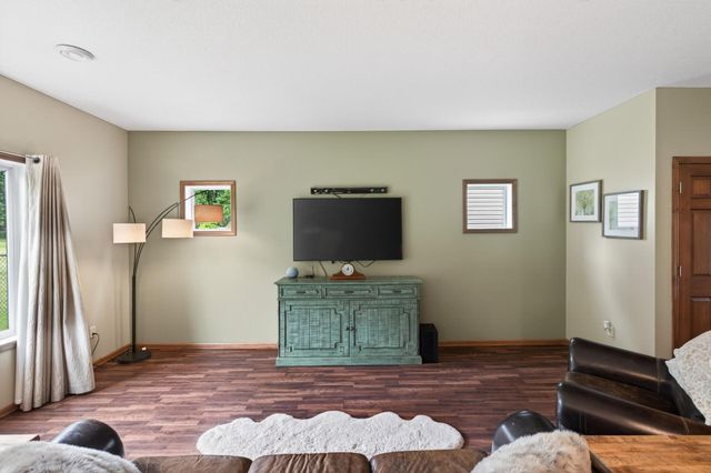 837 Boldt Street, Chaska, MN 55318