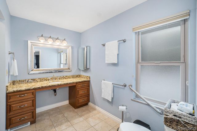 7545 Porter Road, Grand Blanc, MI 48439