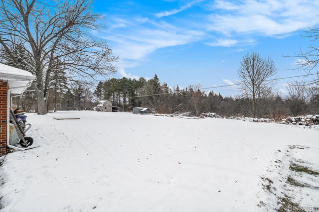 7545 Porter Road, Grand Blanc, MI 48439