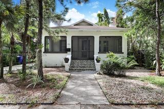 46 NE 43rd St, Miami, FL 33137