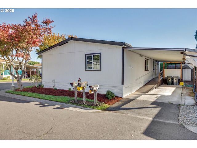 835 Se 1ST Ave 17, Canby, OR 97013