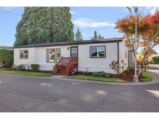 835 Se 1ST Ave 17, Canby, OR 97013