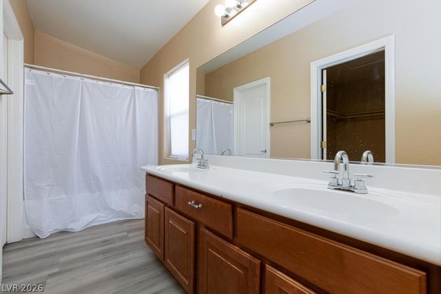 8800 Horizon Wind Avenue 101, Las Vegas, NV 89178