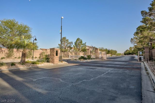 8800 Horizon Wind Avenue 101, Las Vegas, NV 89178