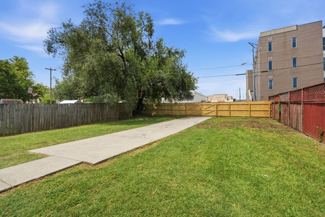 918 Phillips St, Nashville, TN 37208