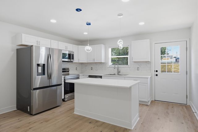 918 Phillips St, Nashville, TN 37208