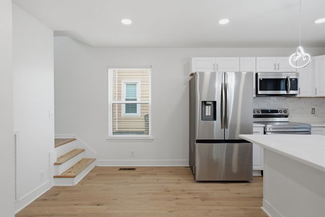918 Phillips St, Nashville, TN 37208