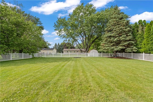 59 Long Wood Drive, Greece, NY 14612