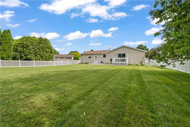 59 Long Wood Drive, Greece, NY 14612