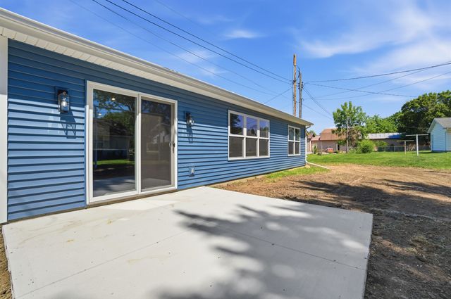 520 S Center Street, Waterloo, IN 46793
