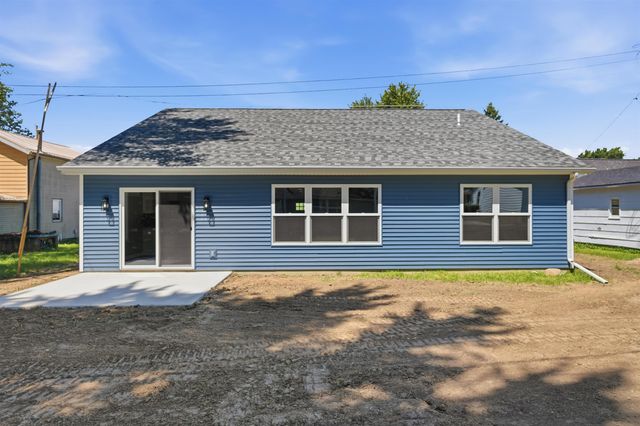 520 S Center Street, Waterloo, IN 46793