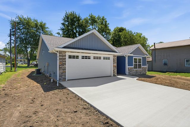 520 S Center Street, Waterloo, IN 46793