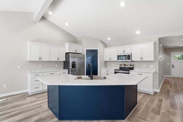 520 S Center Street, Waterloo, IN 46793