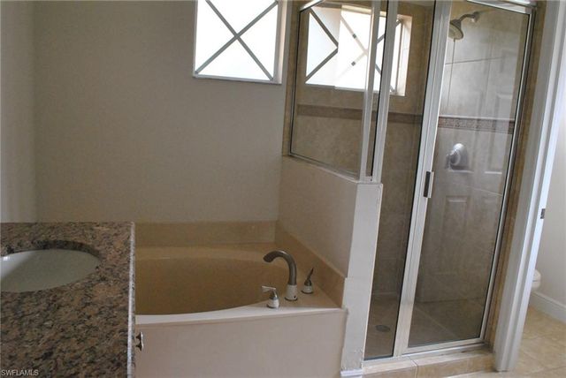 1682 Double Eagle TRL, Naples, FL 34120