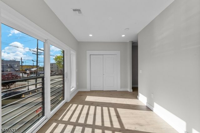 404 Washington St, Perth Amboy City, NJ 08861