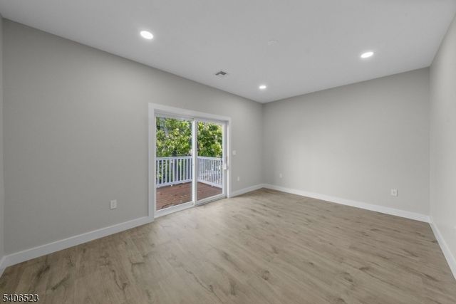 404 Washington St, Perth Amboy City, NJ 08861