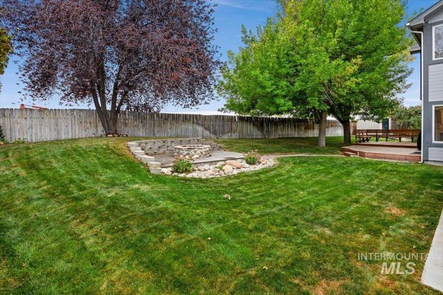 2298 Hillcrest Dr, Twin Falls, ID 83301