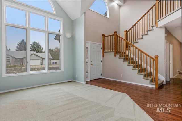 2298 Hillcrest Dr, Twin Falls, ID 83301
