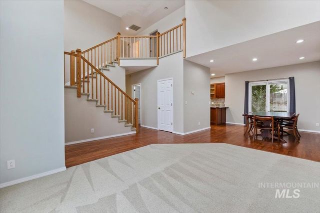 2298 Hillcrest Dr, Twin Falls, ID 83301