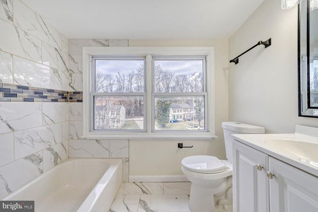 207 S ROCK GLEN RD, Baltimore, MD 21229